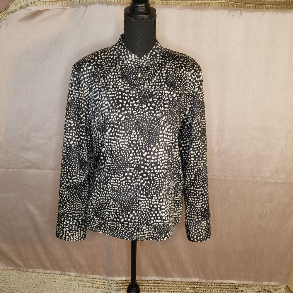 ANIMAL PRINT Black with Ivory Nehru Collar Jacket with‎ Red Owl Lining
